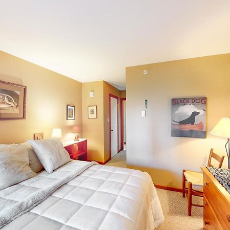 Cozy Modern Comfort Killington Exterior photo