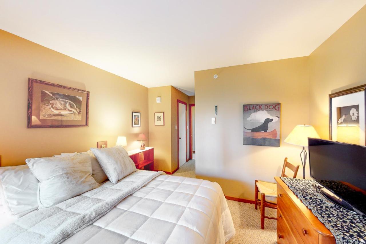 Cozy Modern Comfort Killington Exterior photo