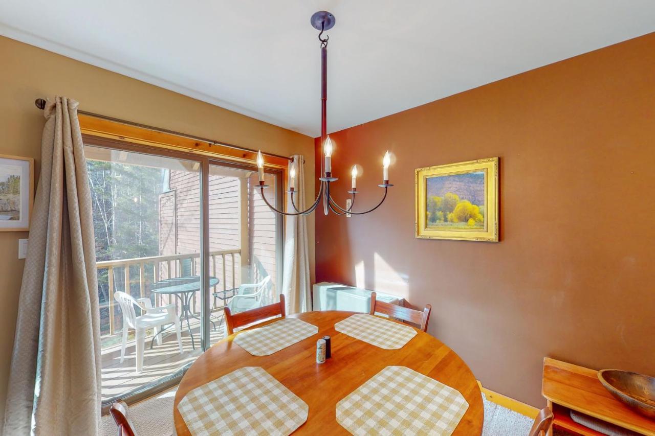Cozy Modern Comfort Killington Exterior photo